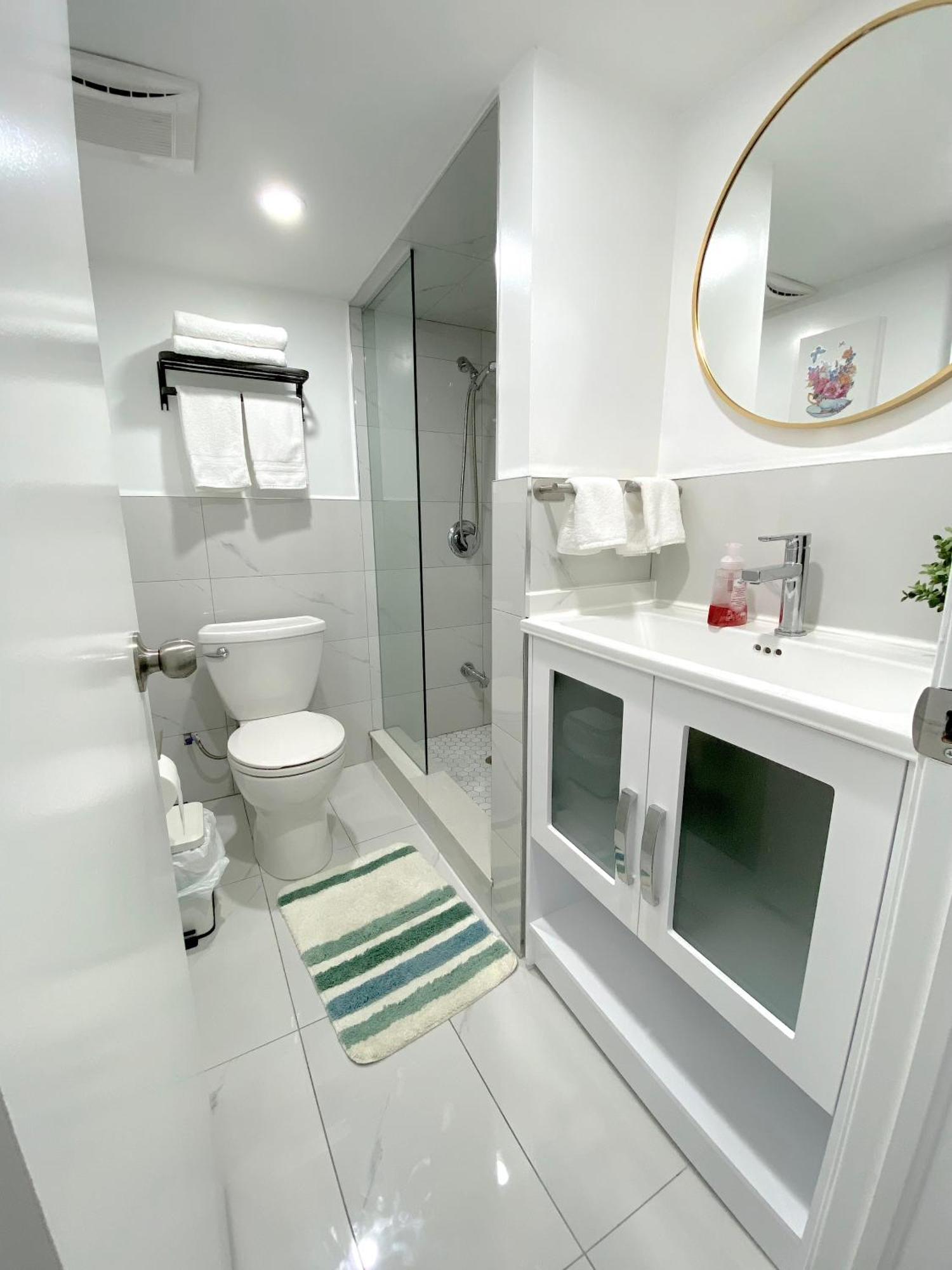 Tononhouse Apartment Toronto Exterior photo